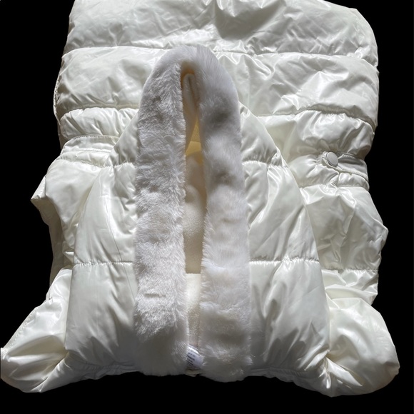 Gymboree Puffer Vest 2011 L 10-12 - Picture 5 of 6